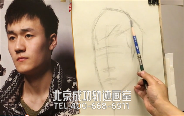 素描男青年头像解构