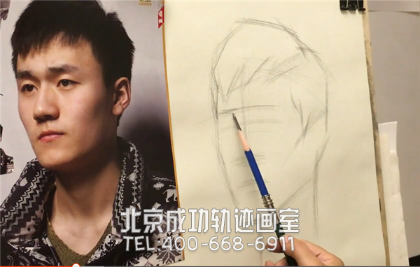 素描男青年头像解构